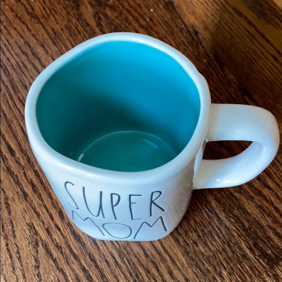 NWOT Rae Dunn “Super Mom” Mug ☕️ - Picture 2 of 4